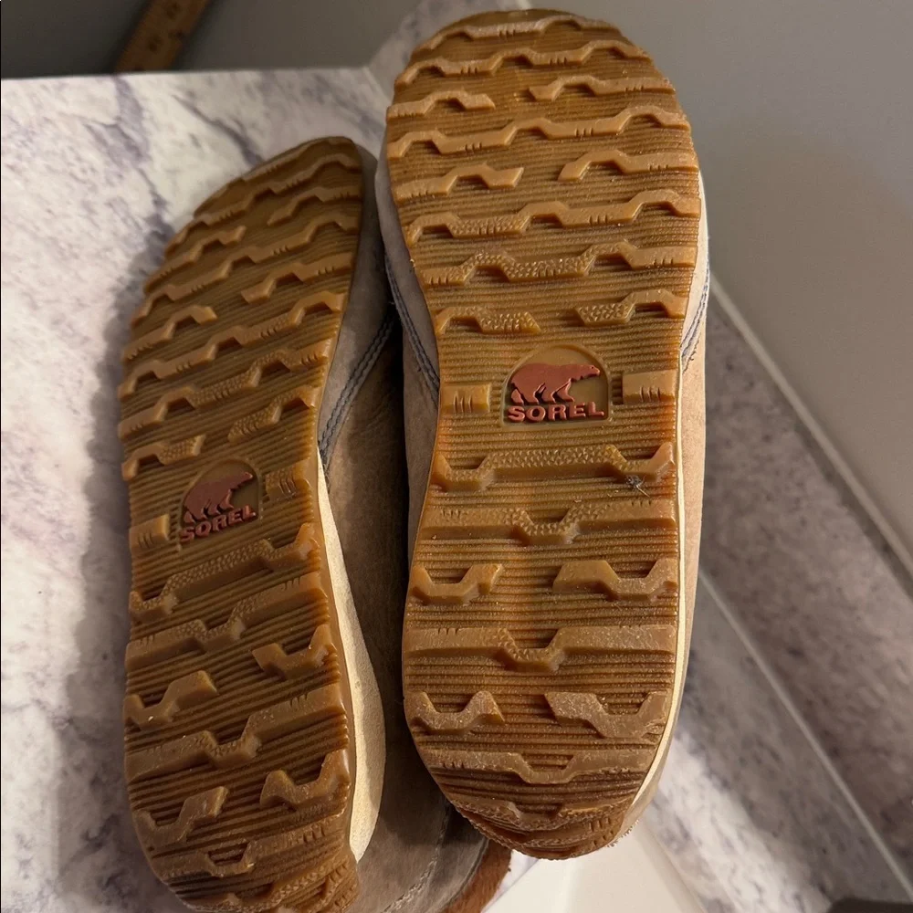 Sorel Mens Shoes NM1574-221 Size 9 Tan Navy Hi Top Sneakers
